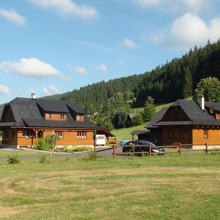 Valašský dvůr Velké Karlovice Exteriér fotografie