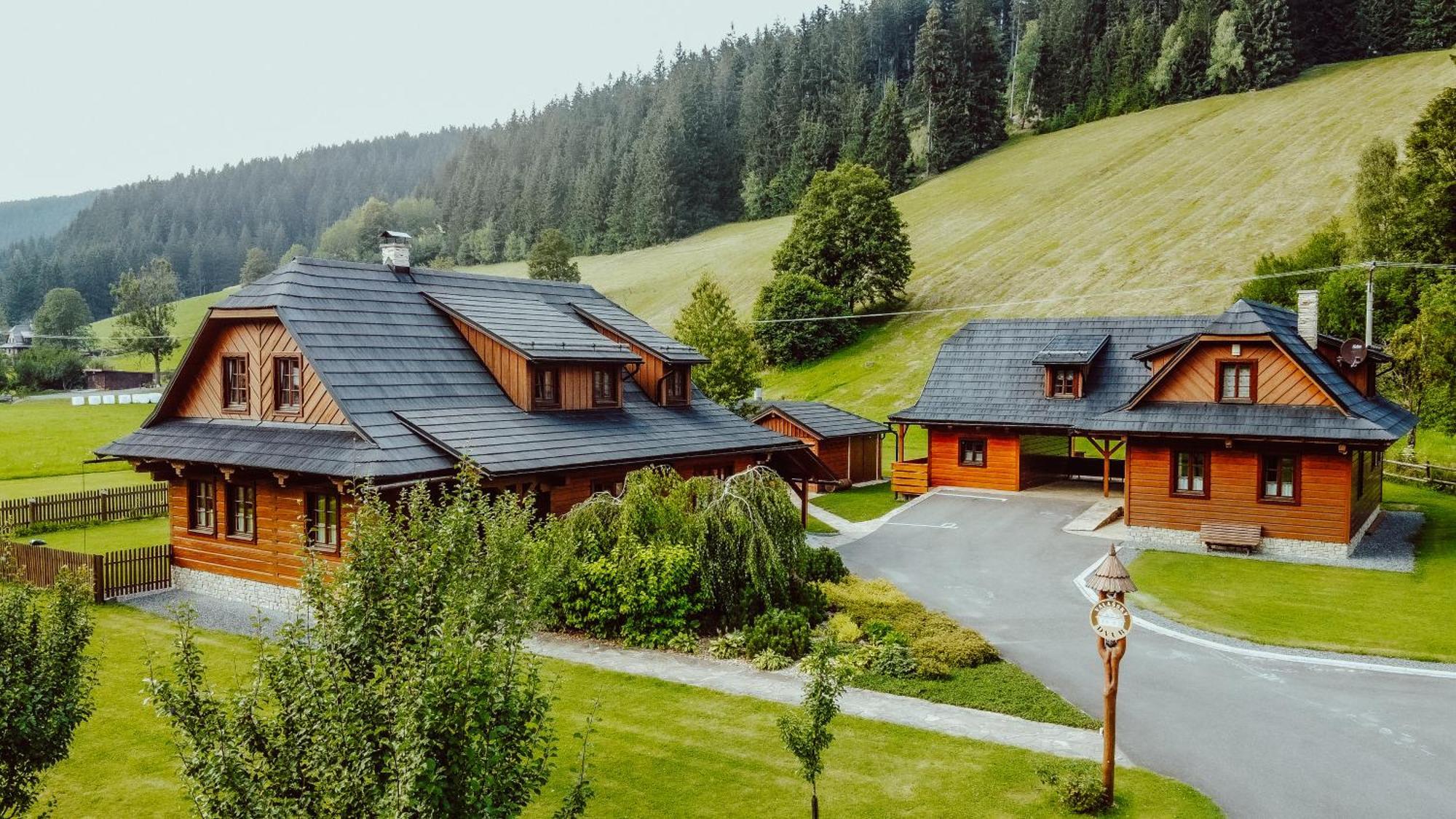Valašský dvůr Velké Karlovice Exteriér fotografie